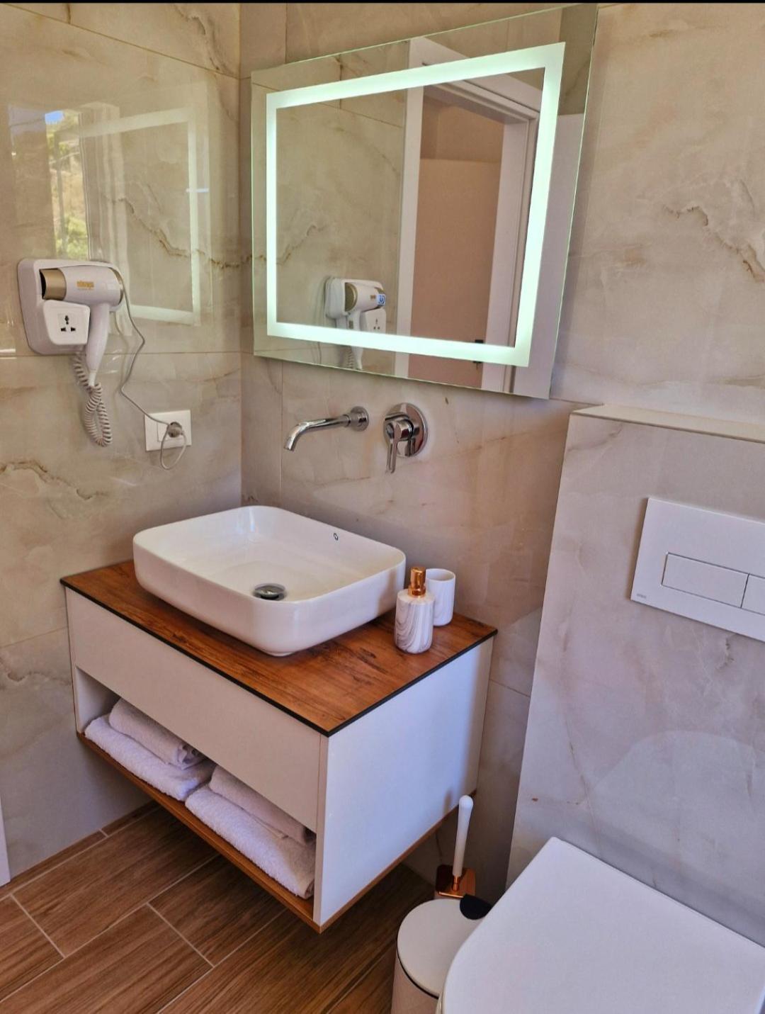 Villa Virginia Sarandë Buitenkant foto