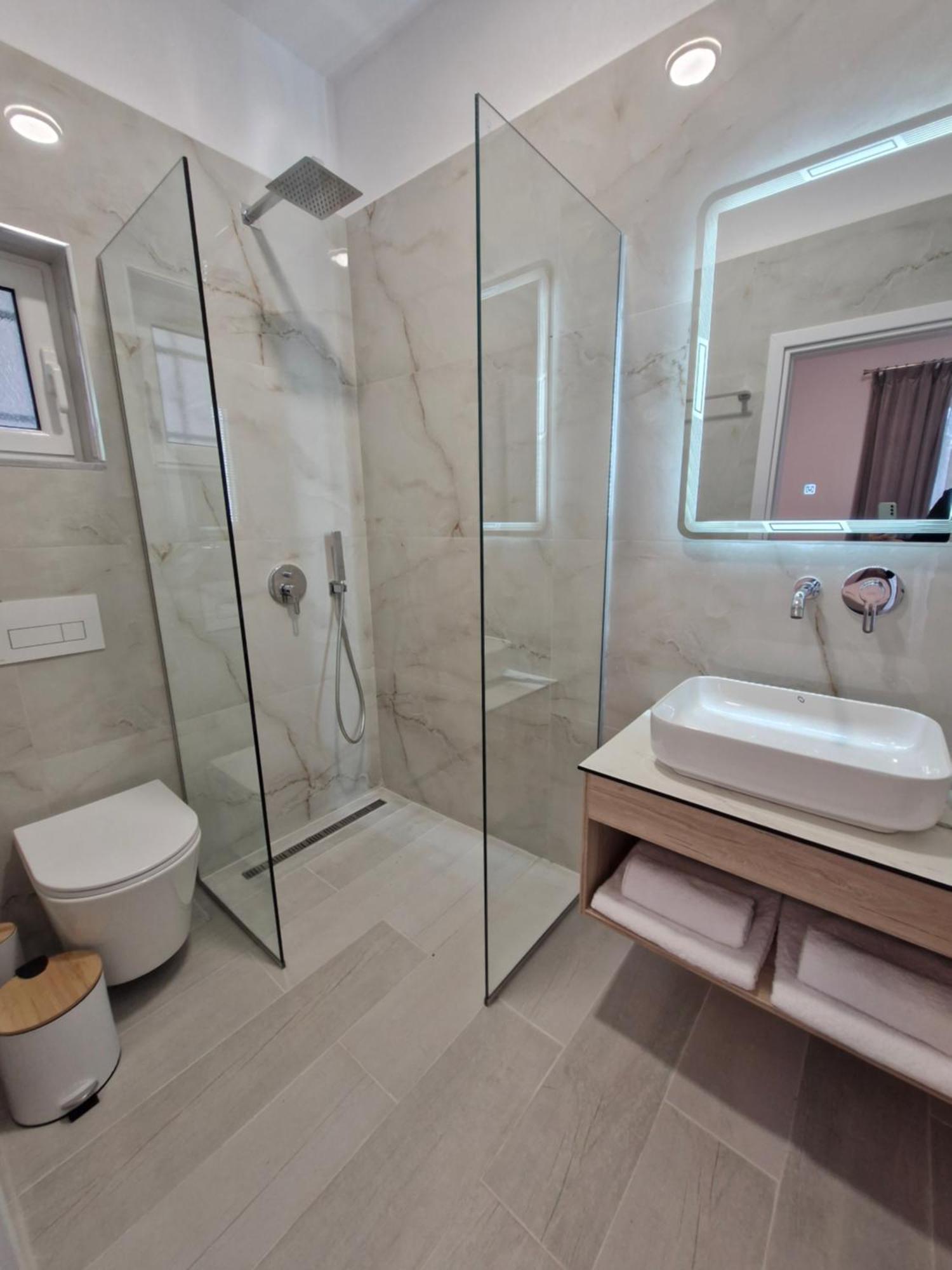 Villa Virginia Sarandë Buitenkant foto